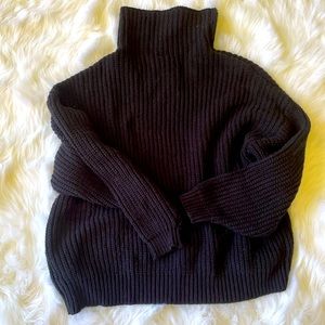 Free people Black Chunky sweater
